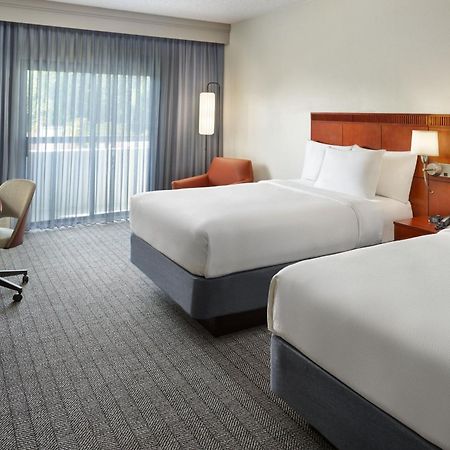 คอร์ตยาร์ด แอตแลนตา เอ็กเซกคิวทีฟ พาร์ค/เอมอรี Hotel ภายนอก รูปภาพ