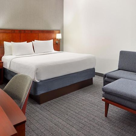 คอร์ตยาร์ด แอตแลนตา เอ็กเซกคิวทีฟ พาร์ค/เอมอรี Hotel ภายนอก รูปภาพ