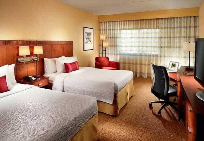 คอร์ตยาร์ด แอตแลนตา เอ็กเซกคิวทีฟ พาร์ค/เอมอรี Hotel ภายนอก รูปภาพ