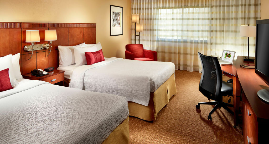 คอร์ตยาร์ด แอตแลนตา เอ็กเซกคิวทีฟ พาร์ค/เอมอรี Hotel ภายนอก รูปภาพ